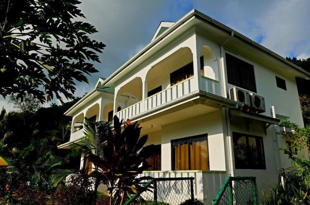 Evergreen Apartments Anse Royale Exterior photo